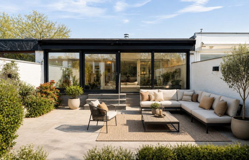 Besonderes Reihenhaus mit Atrium und individuellem Gestaltungspotenzial in begehrter Lage
